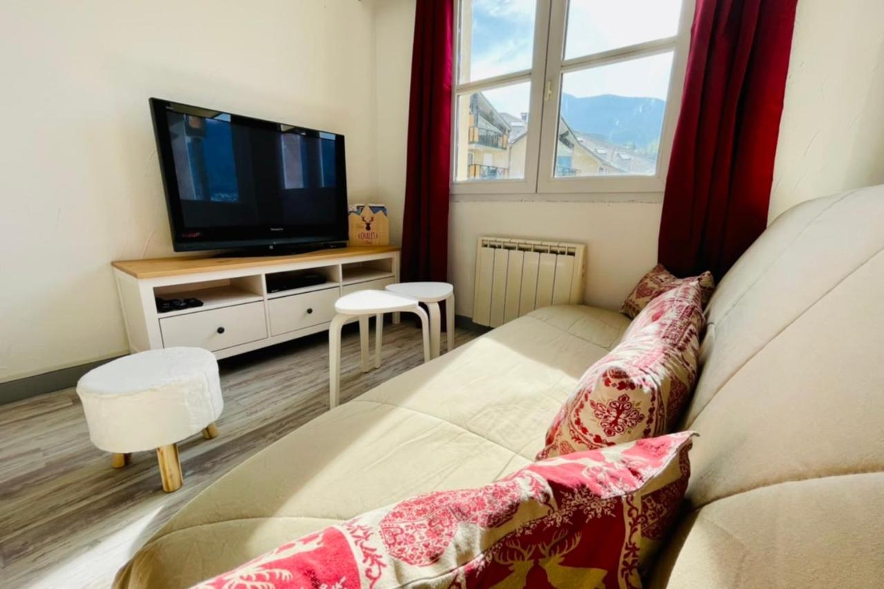 Bright 50 M With Balcony And View On The Valley Briançon Kültér fotó